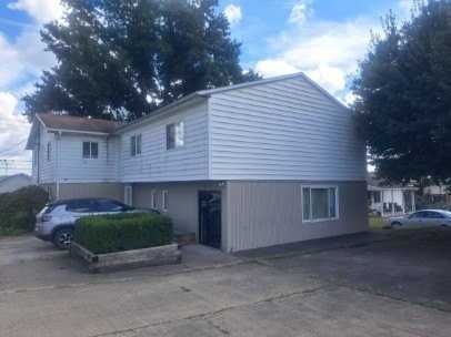 115 N Water St - Photo 2 of 4