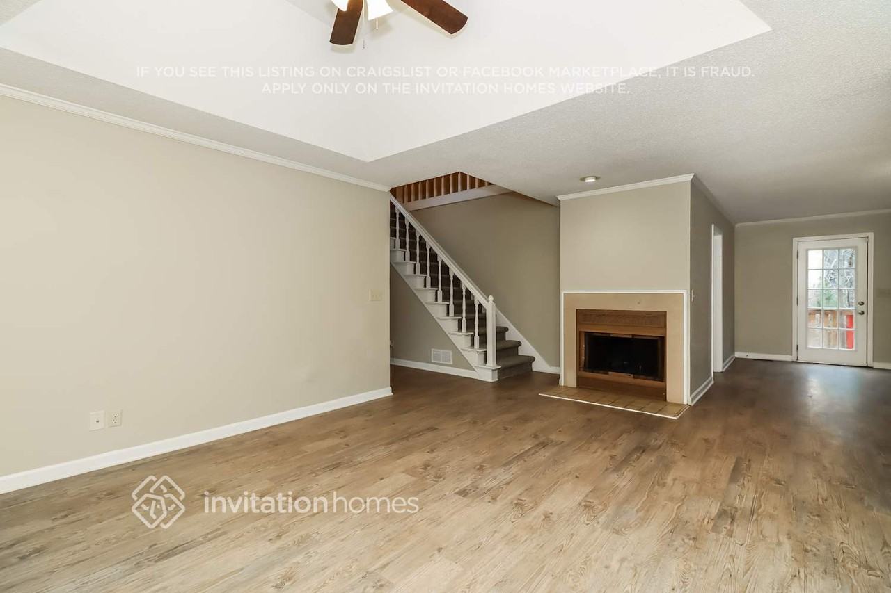 505 Windward Way - Photo 7 of 19