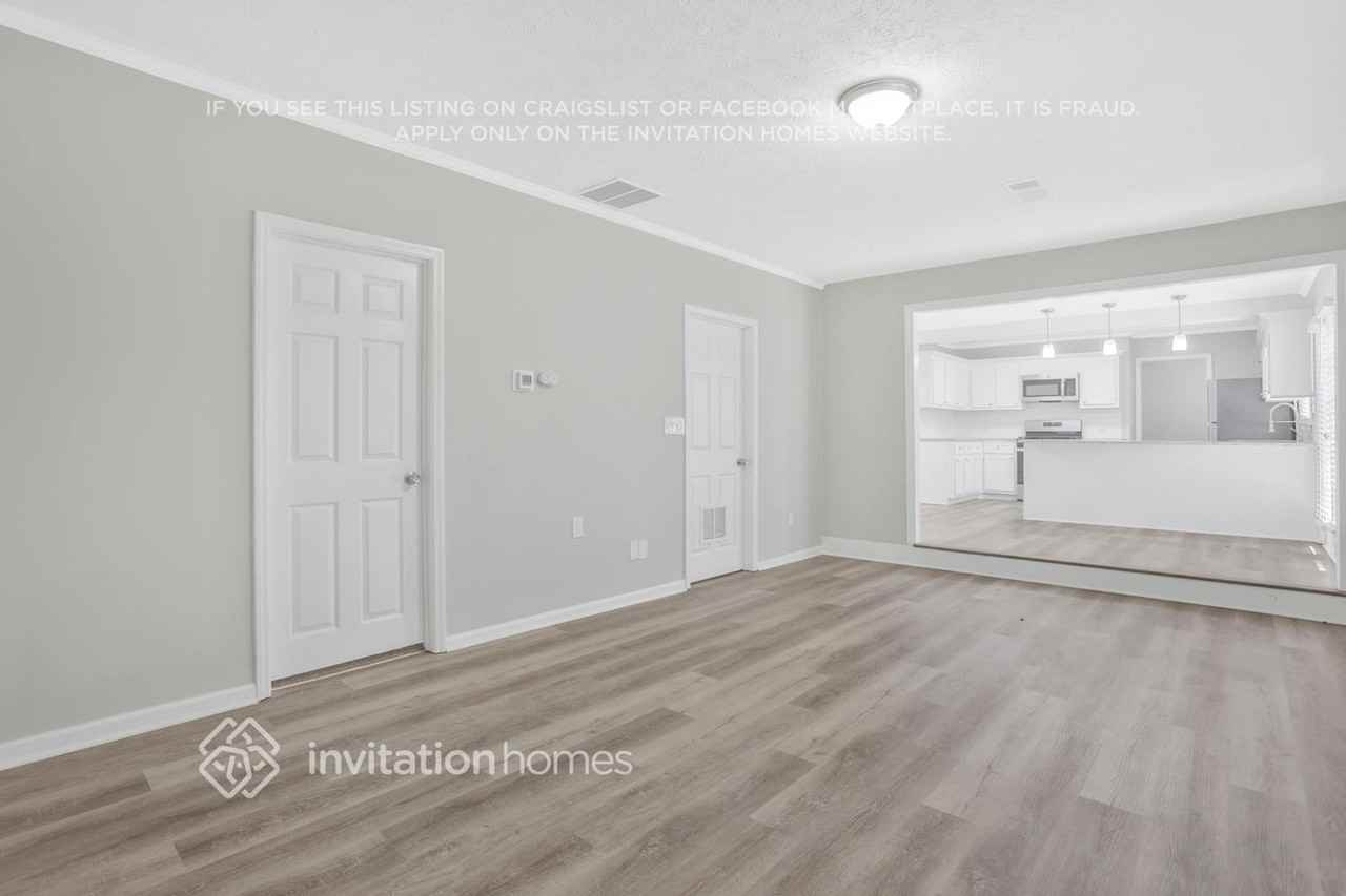 750 Navajo Trl - Photo 4 of 26