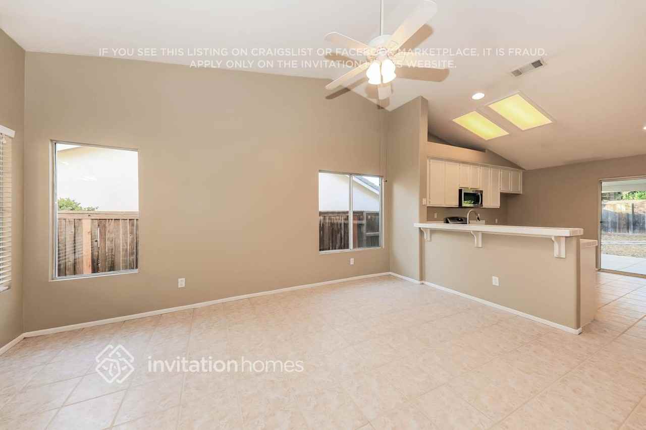 31442 Amsterdam Rd - Photo 7 of 17