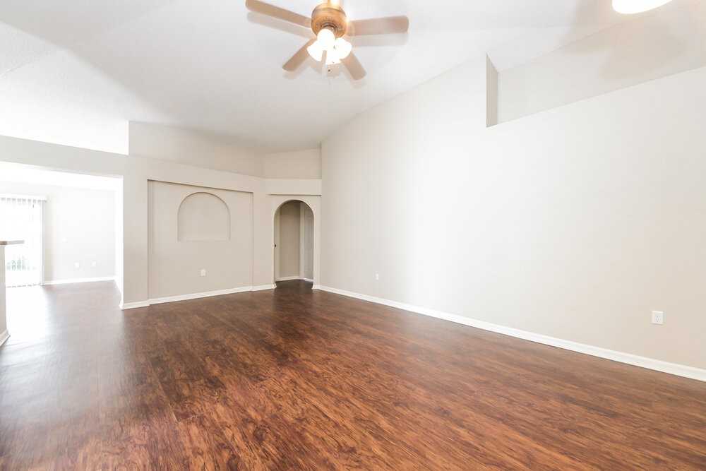 254 Regal Downs Cir - Photo 4 of 15