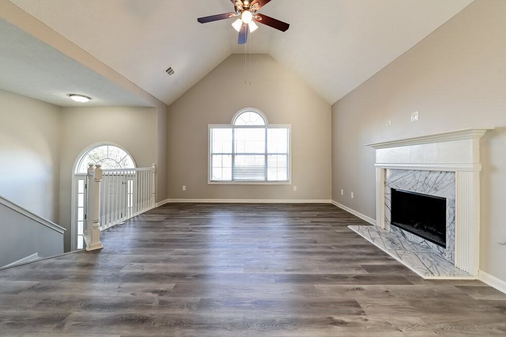 7452 Steve Place - Photo 4 of 17