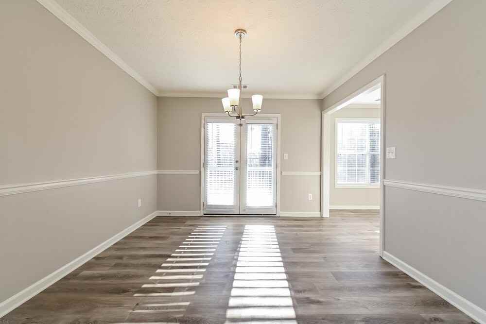 7452 Steve Place - Photo 5 of 17