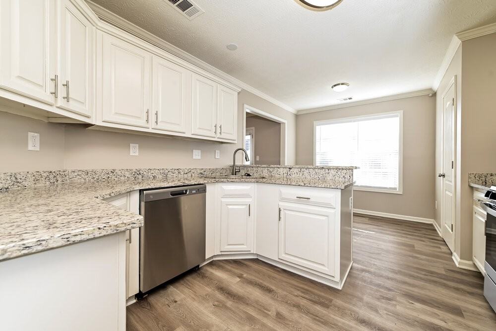 7452 Steve Place - Photo 6 of 17