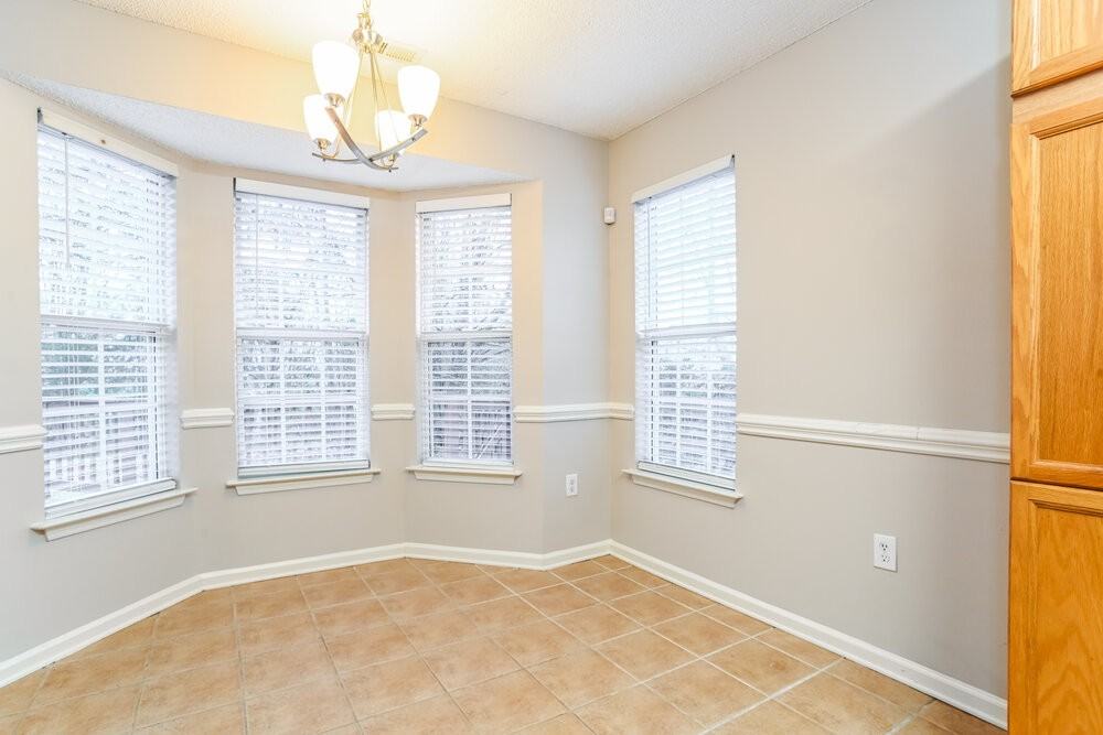 3238 Longspur Dr - Photo 6 of 16