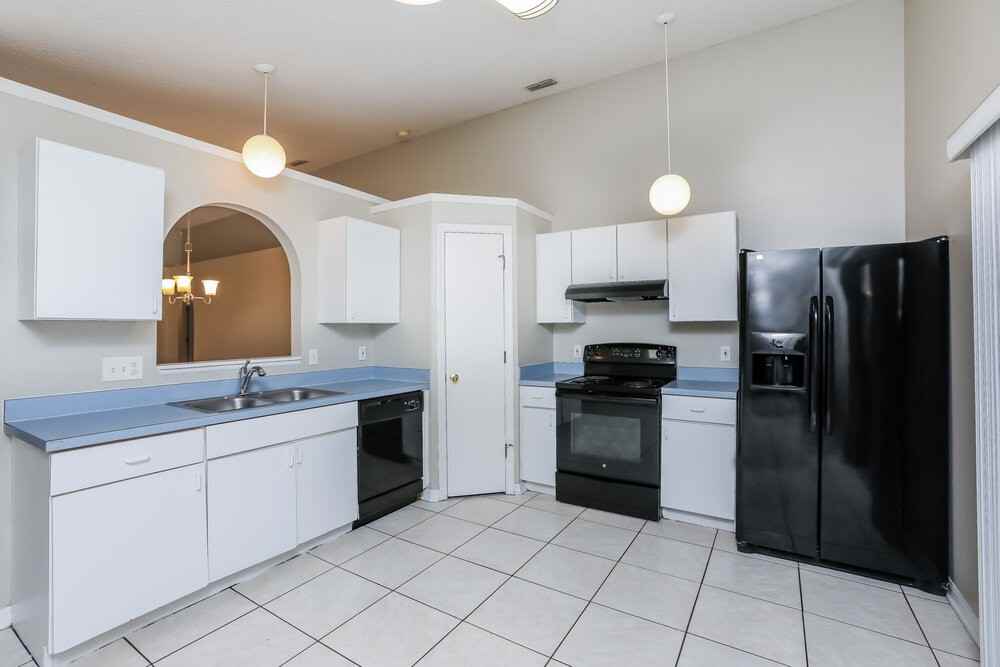 514 Caladesi Trl - Photo 5 of 16