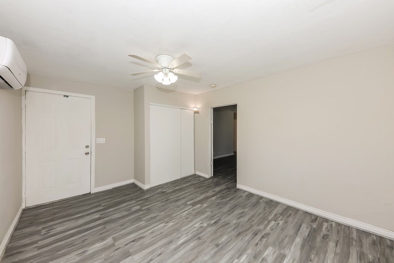 43102 Nairobi Dr - Photo 7 of 12