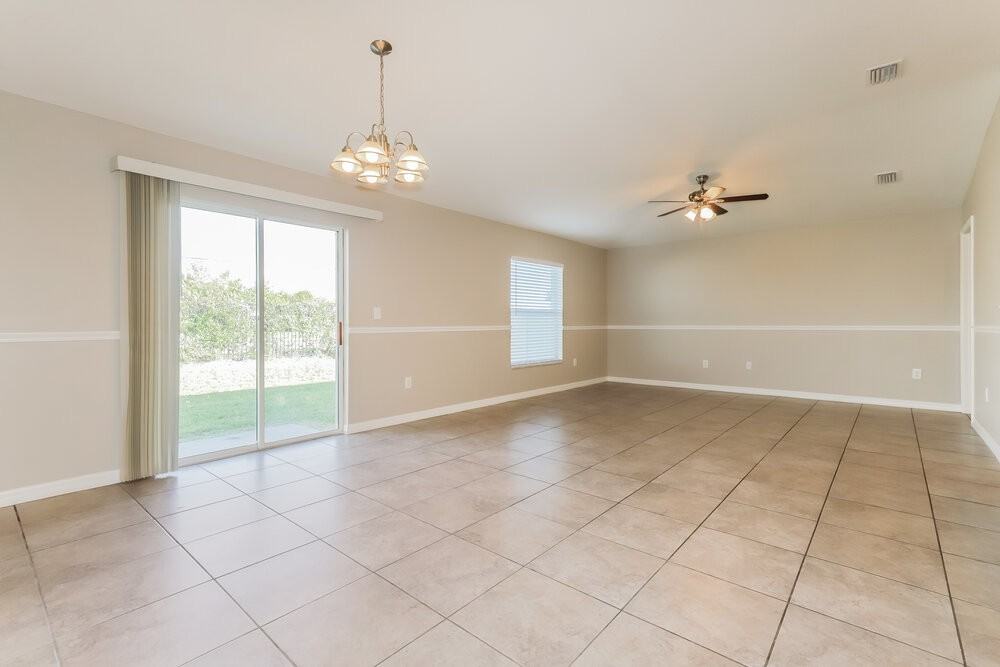 1637 Climbing Dayflower Dr - Photo 3 of 16