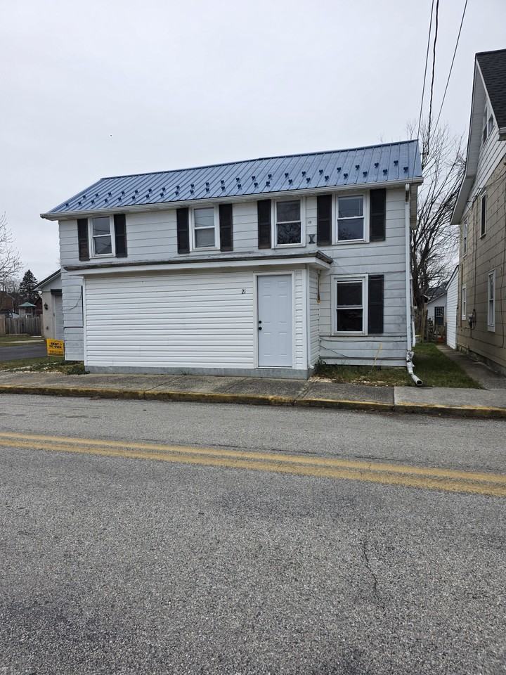 21 Water Street - Photo 2 of 25