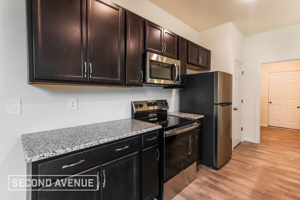 1004 S Lassonde St - Photo 2 of 23