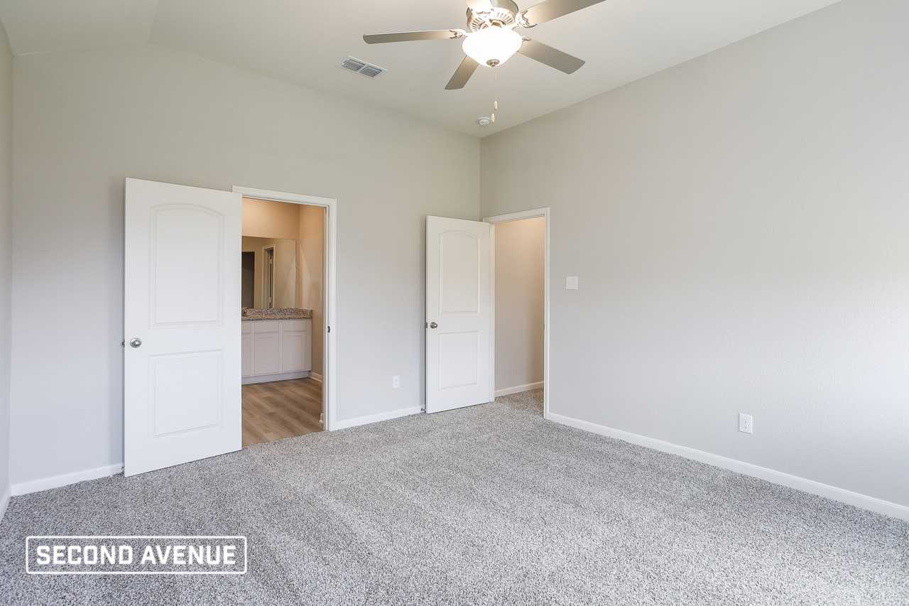 2005 Erlinda Dr - Photo 6 of 17