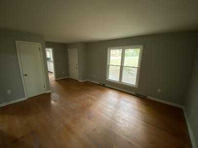 727 Chalklevel Road - Photo 7 of 26