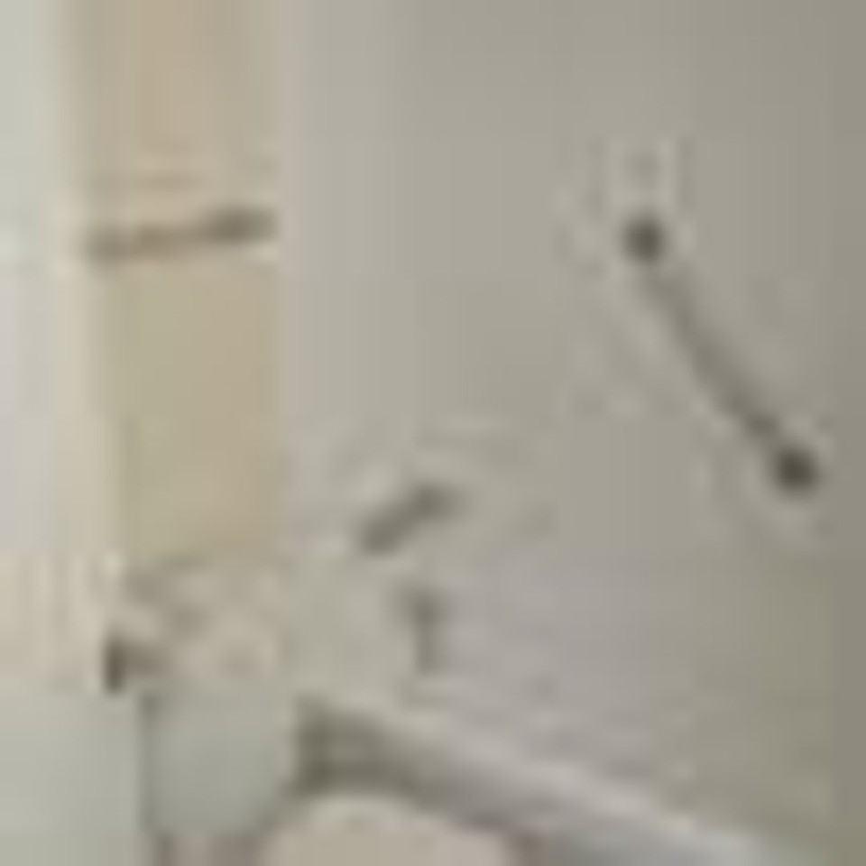 The Lakes Apartments - Photo 5 of 27