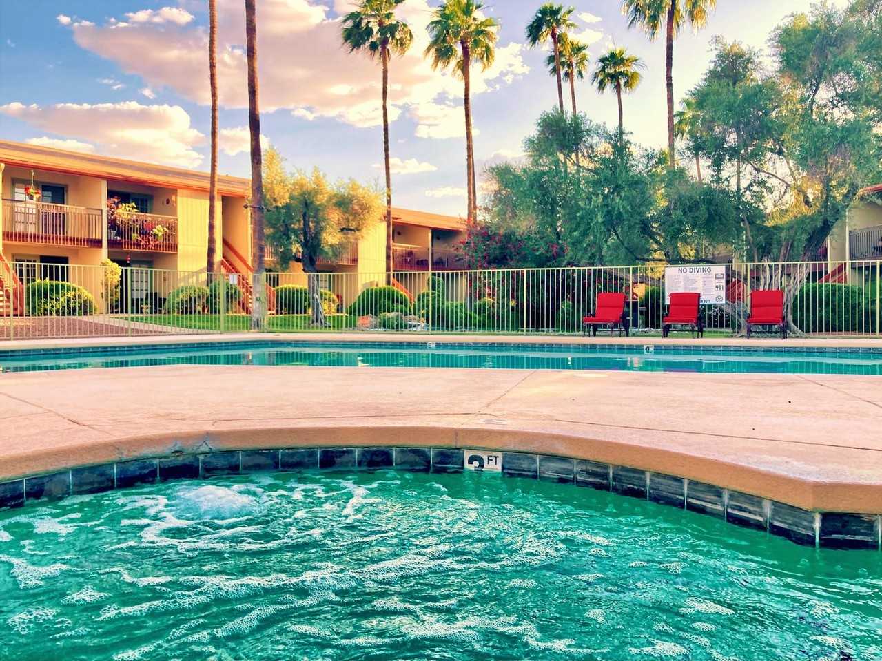 The Lakes Apartments - Photo 7 of 27