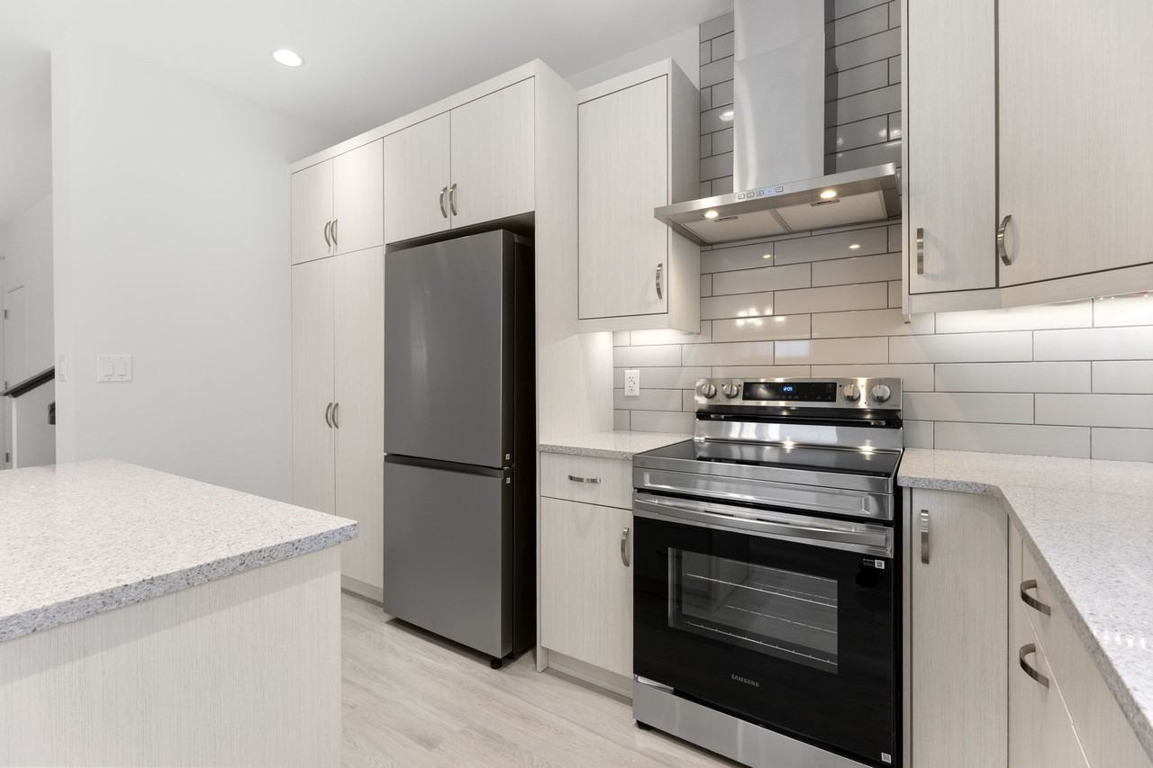 28 Skylark Lane - Photo 4 of 29