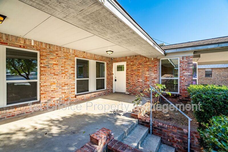 820 Sloop St #4304 - Photo 3 of 29