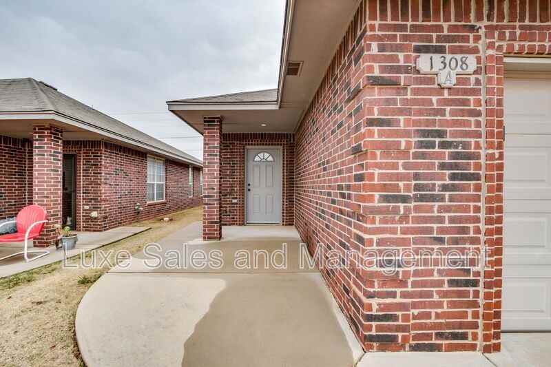 1308 Garden Gate Dr #A - Photo 5 of 46