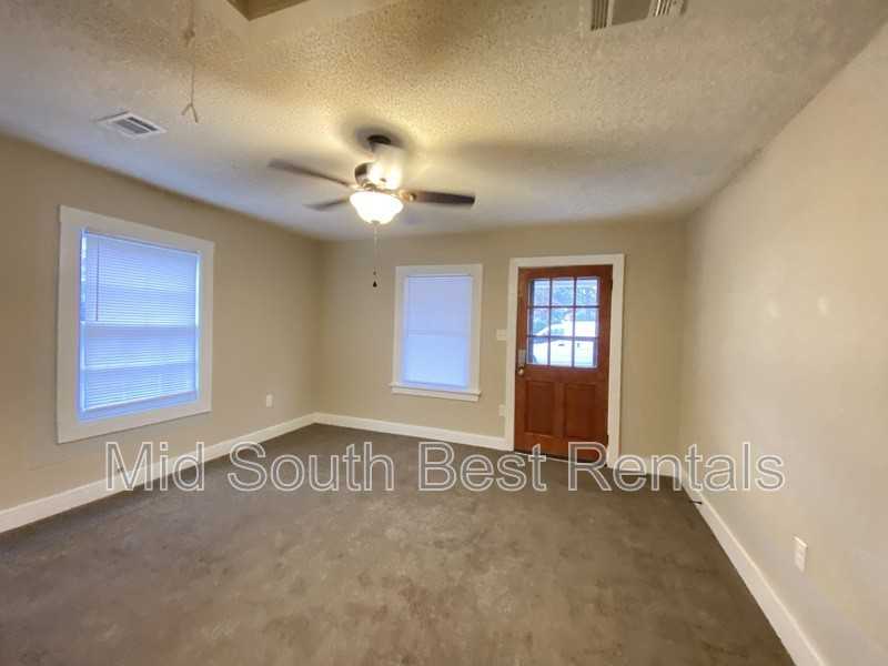 4103 West 22nd Street - Photo 2 of 12