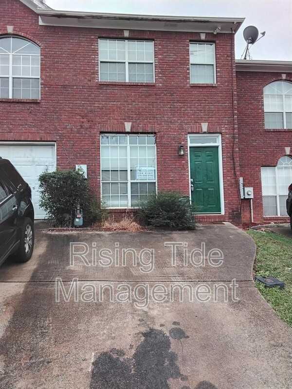 102 Summersby Circle