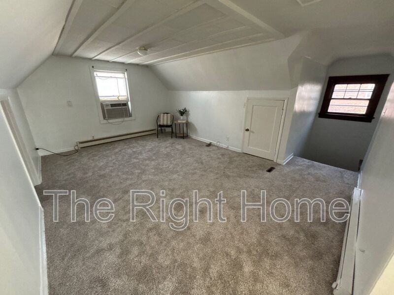 3021 Harney Street #3 - Photo 3 of 6