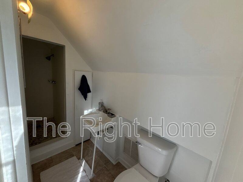 3021 Harney Street #3 - Photo 6 of 6