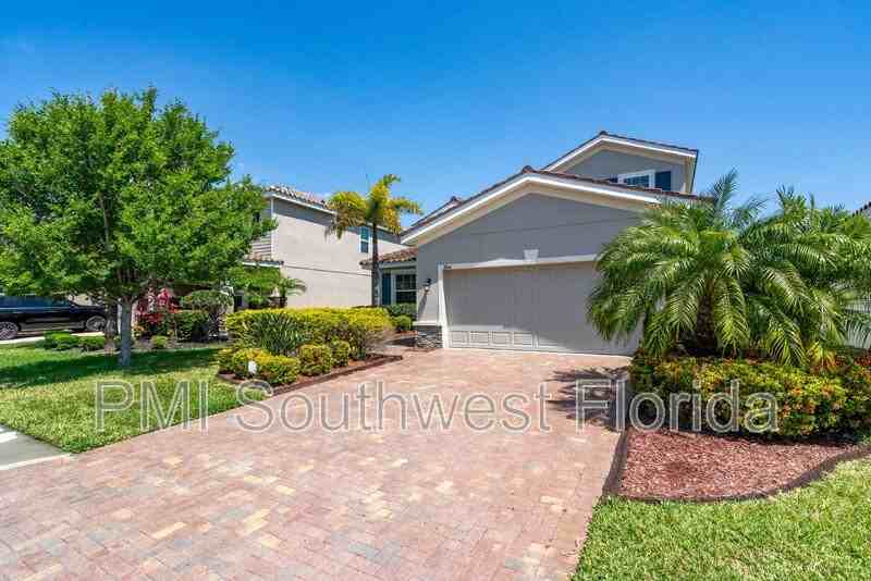 2844 Esmeralda Dr - Photo 2 of 39