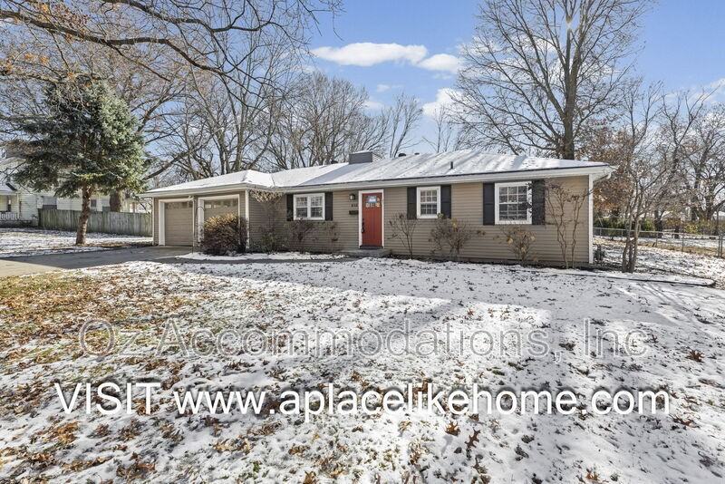 515 E Sheridan St - Photo 3 of 31