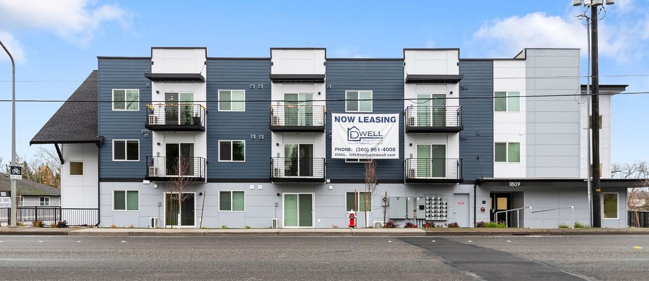 Brand New Apartments for Rent | 1, 2 & 3 Bedrooms Available | Parking + Patios - Photo 7 of 50