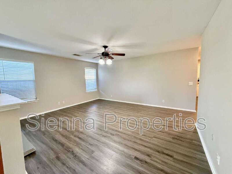 17212 Hamilton Point Cir - Photo 3 of 22