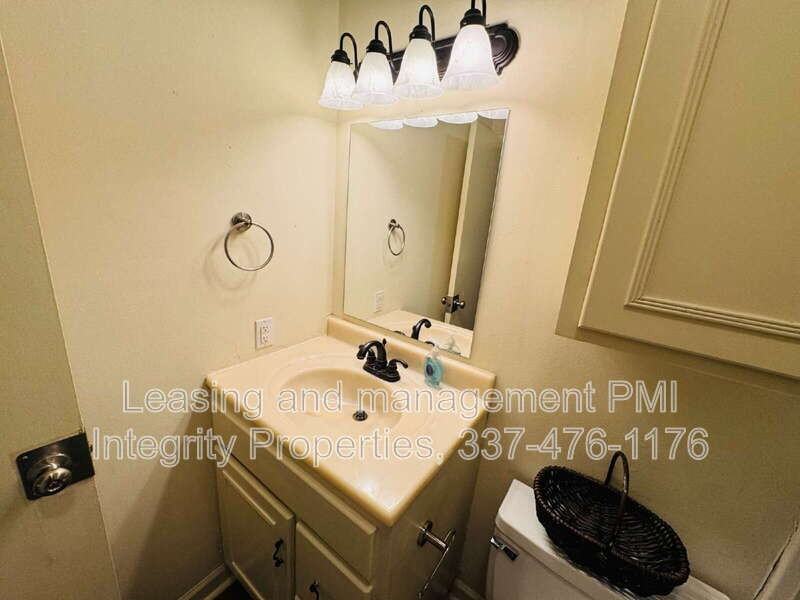 2419 Robley Dr - Photo 7 of 15