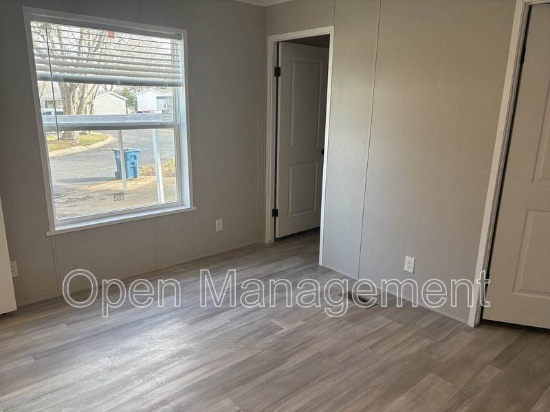 16 English Village Park #LOT9 - Photo 3 of 7