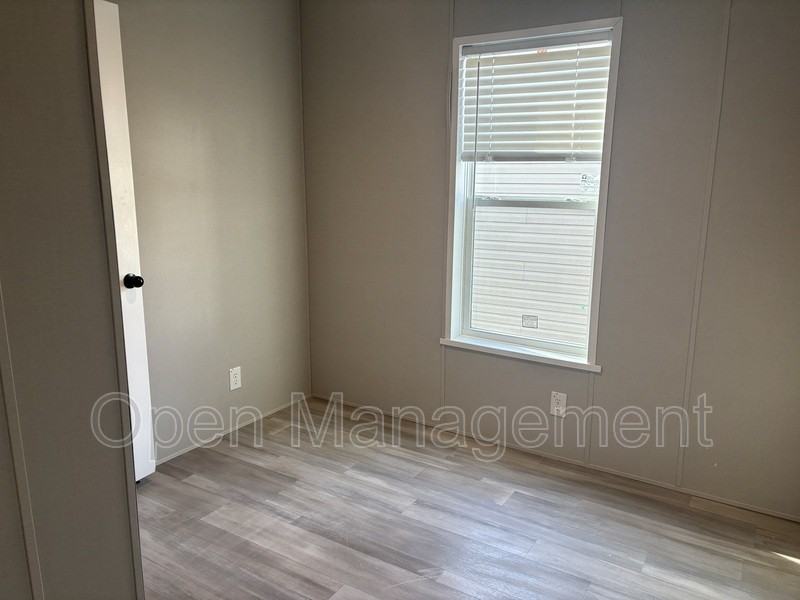 16 English Village Park #LOT9 - Photo 4 of 7