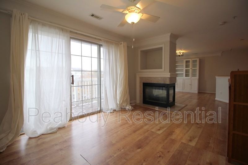 46944 Courtyard Sq #300 - Photo 3 of 27