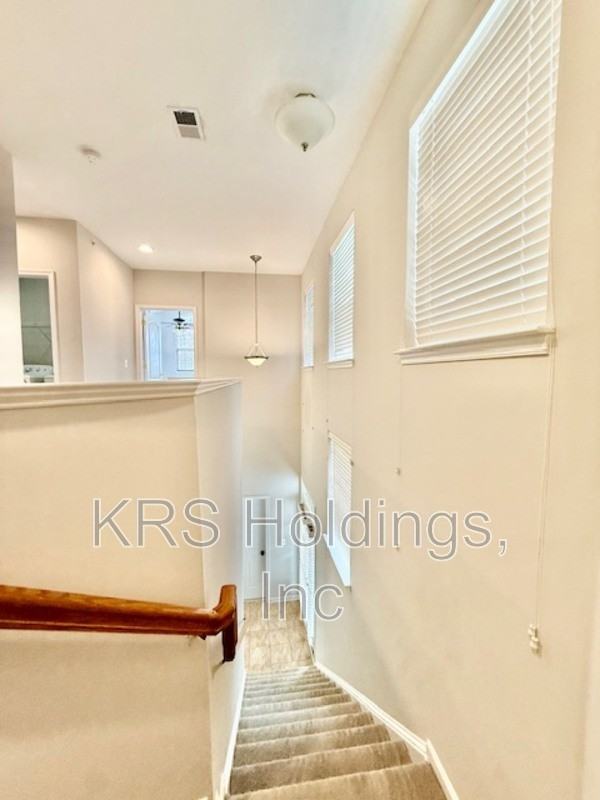 13960 Greendale Dr - Photo 4 of 31