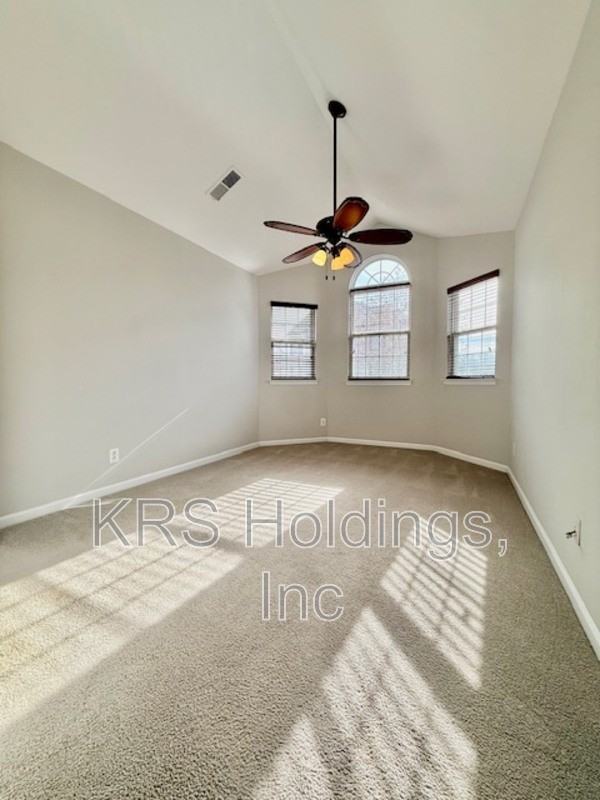 13960 Greendale Dr - Photo 7 of 31