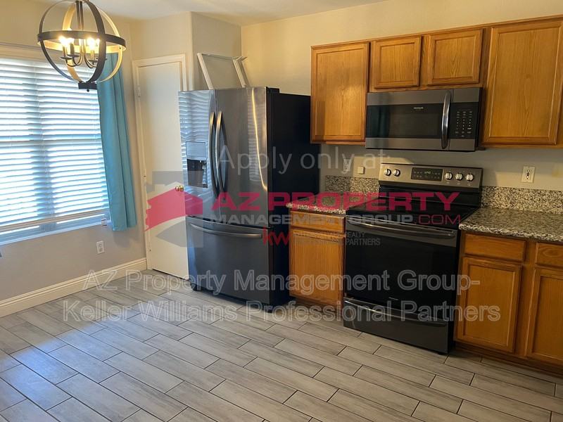 11329 E Elena Ave - Photo 4 of 14