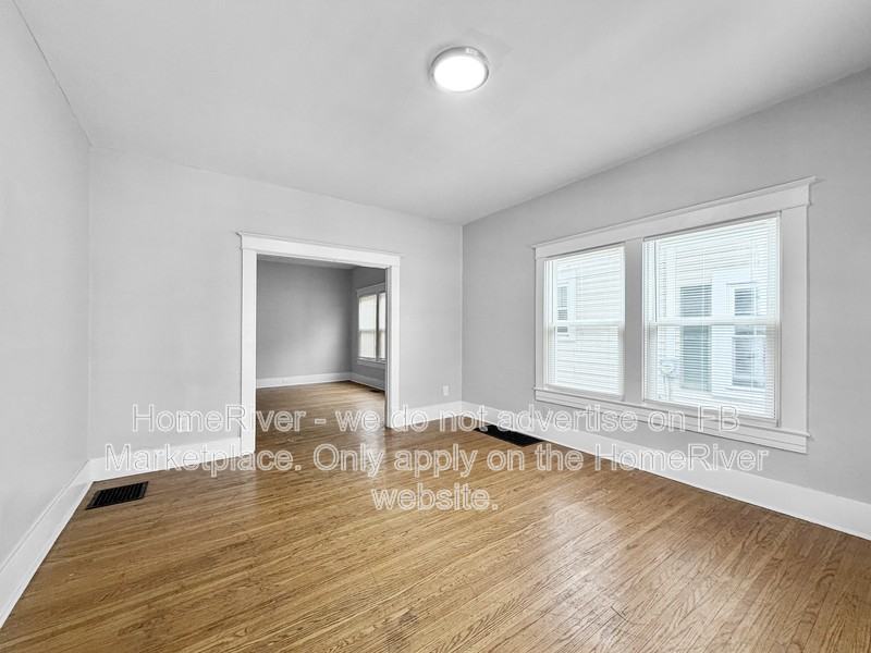 4304 Larkwood Ave - Photo 3 of 21