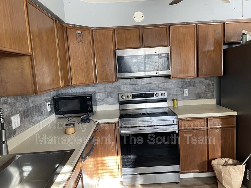 2833 S Depew St - Photo 5 of 25