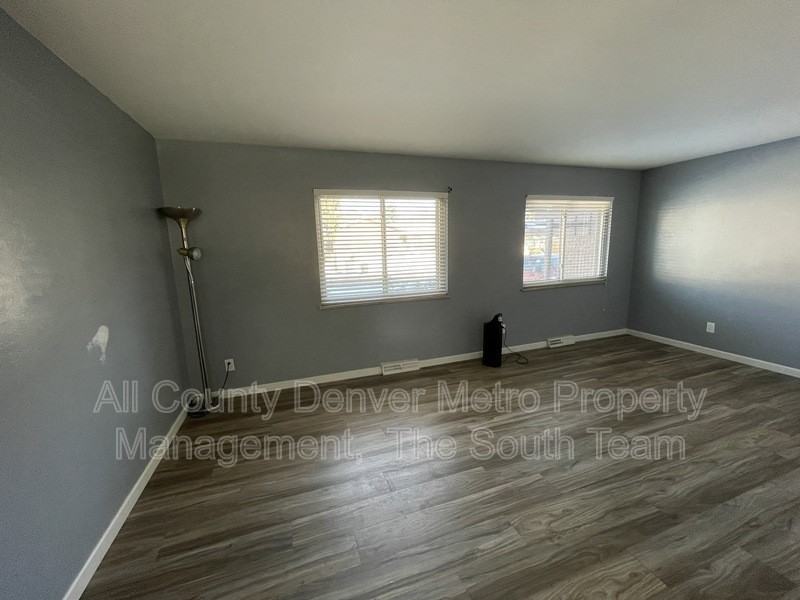 2833 S Depew St - Photo 7 of 25