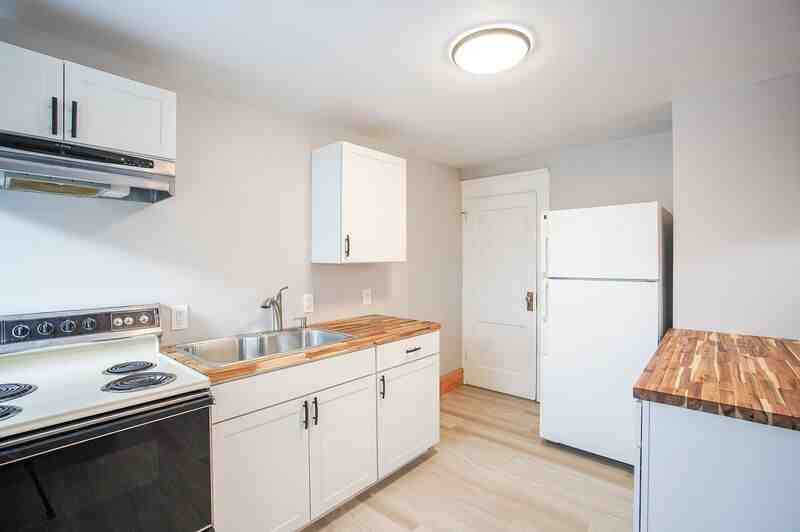 42 Montgomery Street - Photo 4 of 15