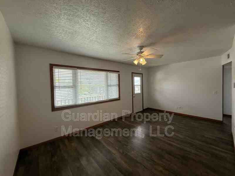 1135 North College Drive #A7 - Photo 3 of 11