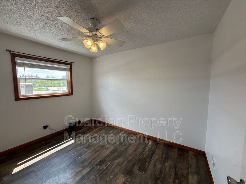 1135 North College Drive #A7 - Photo 5 of 11