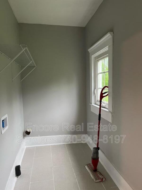 526 Daniel Ave - Photo 3 of 28