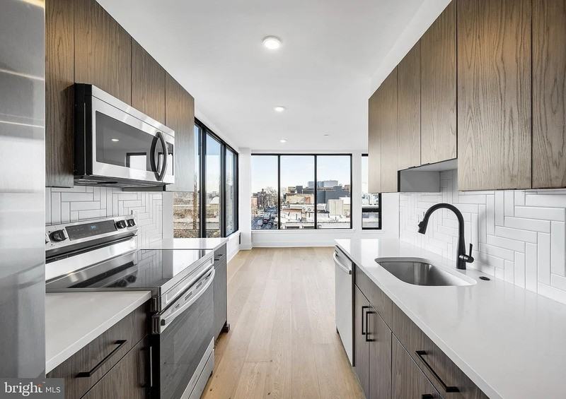 1800 West Girard Avenue - Photo 2 of 10