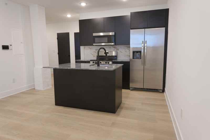 1901 East Willard Street - Photo 3 of 22