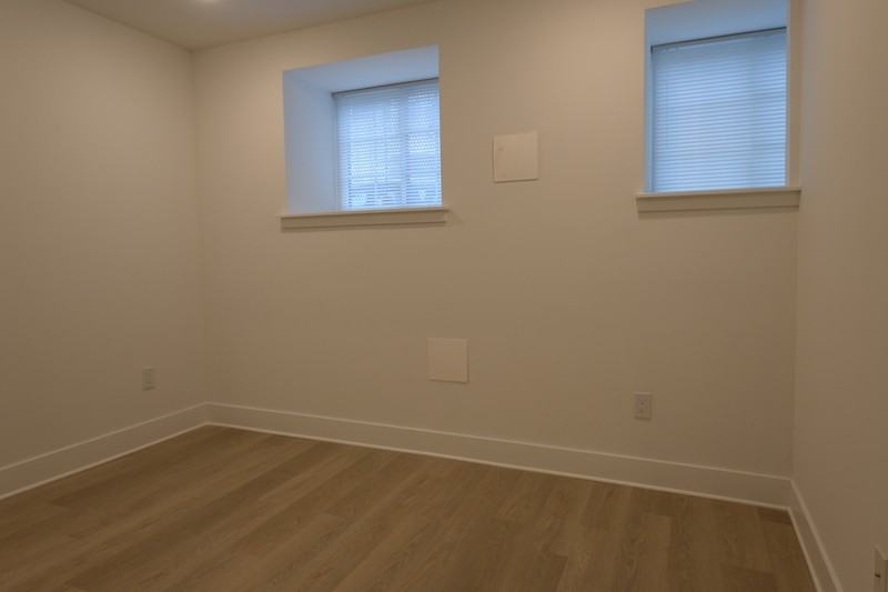 1901 East Willard Street - Photo 7 of 22