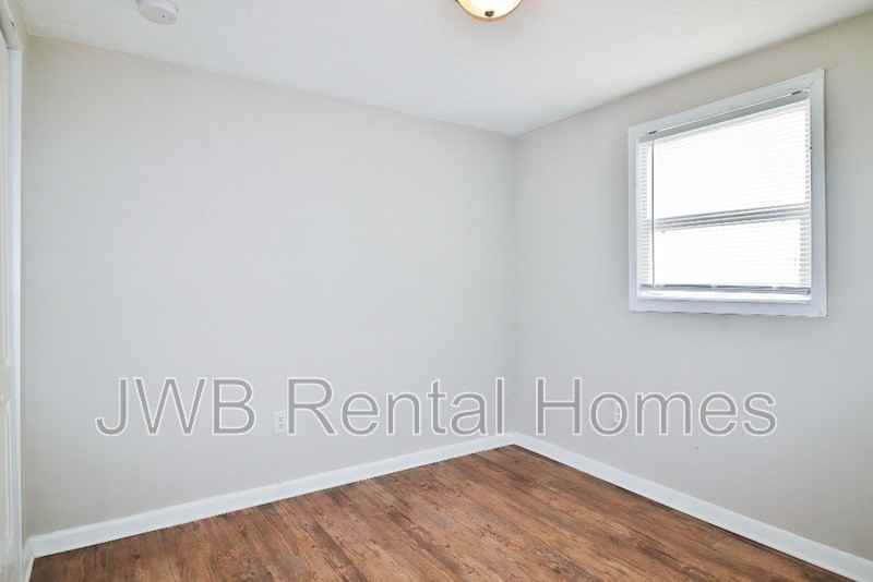 7954 Pipit Ave - Photo 6 of 10