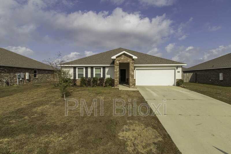 1005 Enclave Cir - Photo 2 of 41