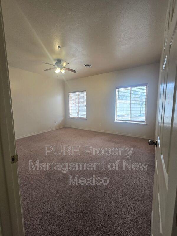 3900 N Butler Ave #206 - Photo 7 of 23