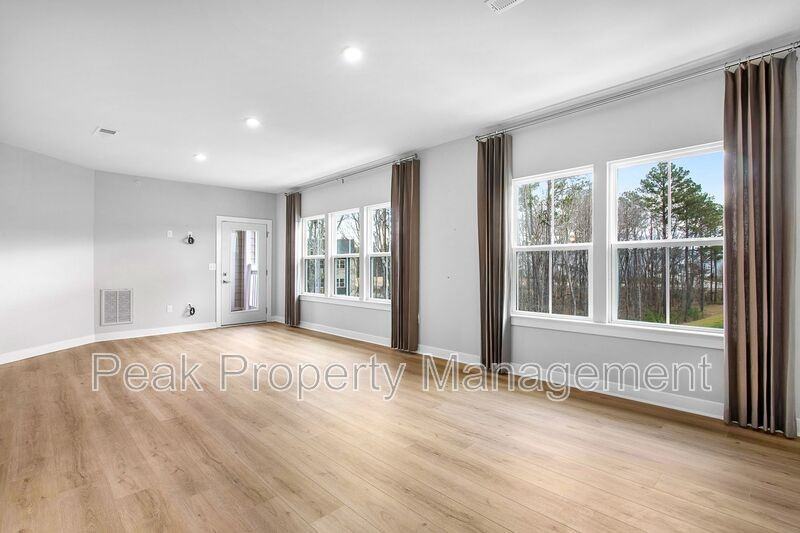 6601 Citory Way #306 - Photo 4 of 22